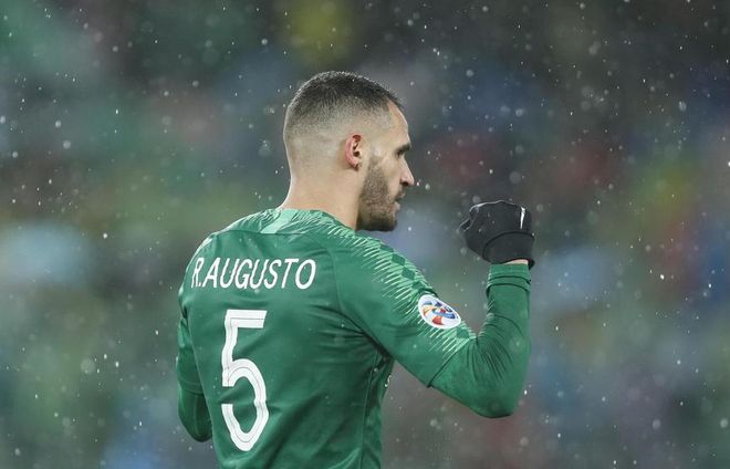 今日2024年欧冠决赛之争谁将加冕欧洲之王